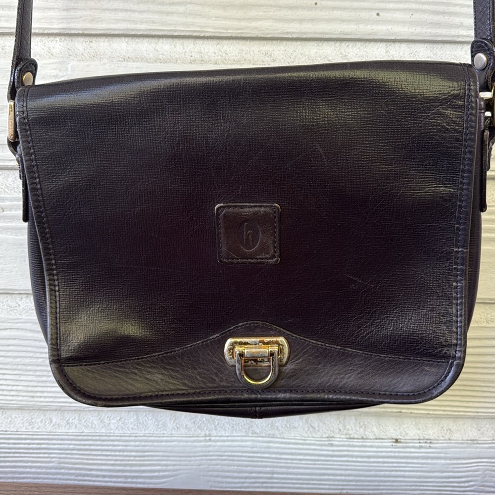 Hartmann Vintage Black leather shoulder Bag with storage bag and card